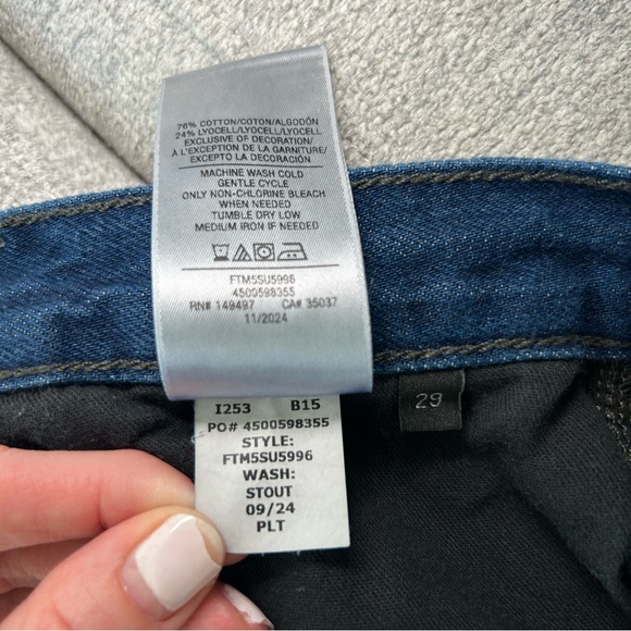 Favorite Daughter The Jennifer High Rise Loose Straight Jeans in Stout Size 29 - Picture 13 of 15